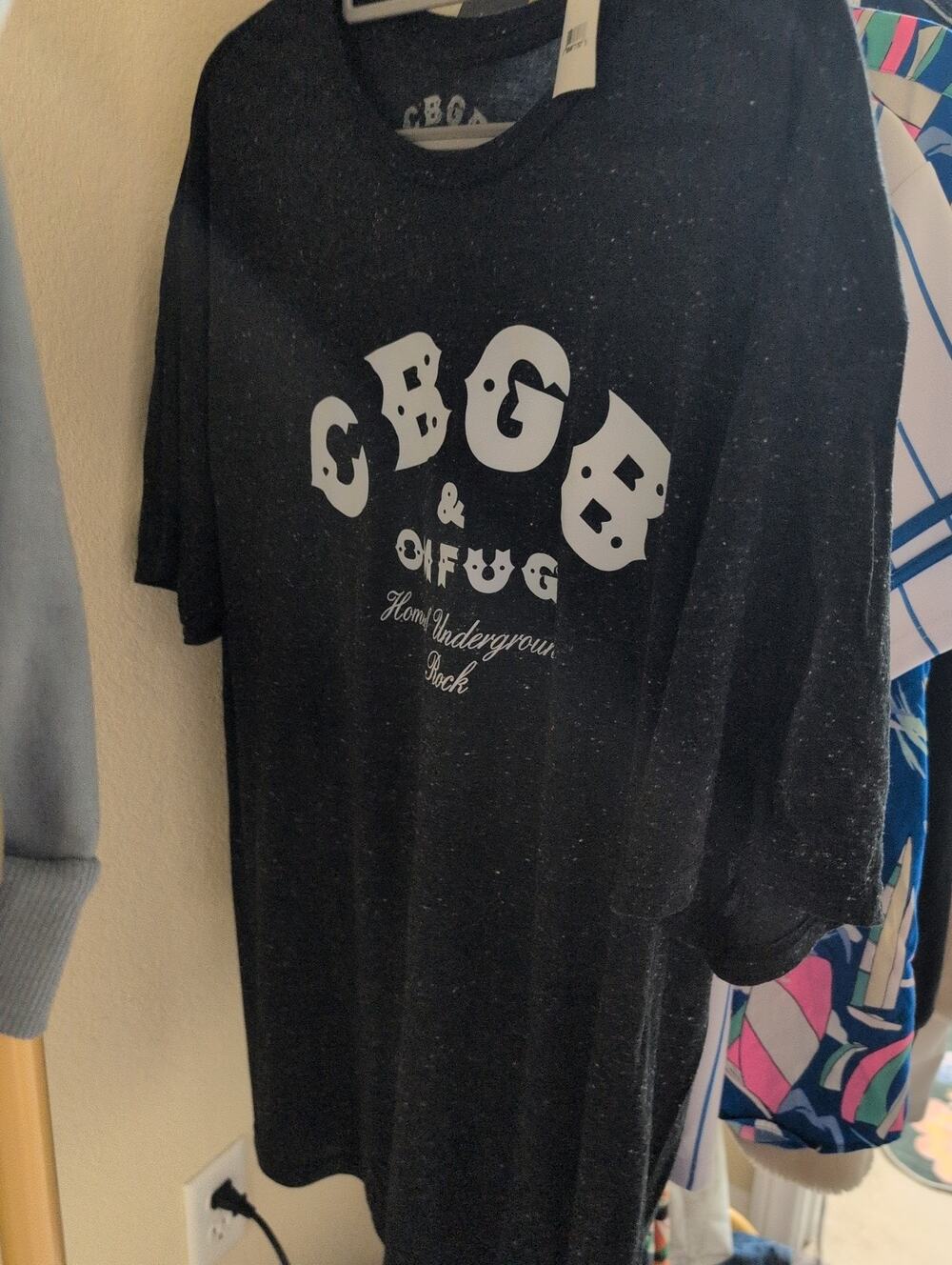 CBGB & OMFUG Home of Underground Rock Men's Black Heather T-Shirt Size 2XL